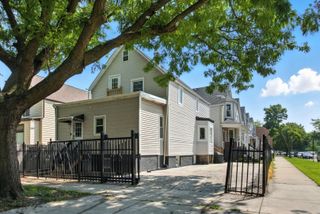 1703 N MONTICELLO Avenue, Chicago, IL 60647