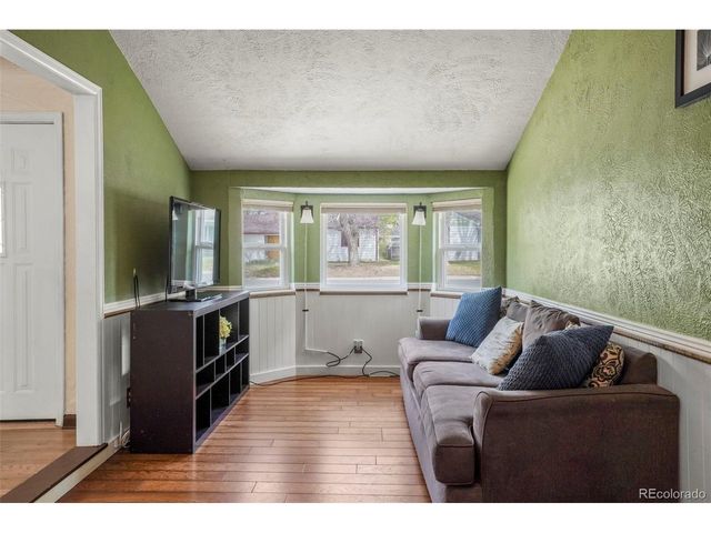 4409 S Pearl St, Englewood, CO 80113