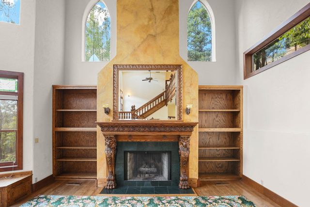 520 Glenview Drive, Ashland, OR 97520