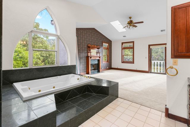 520 Glenview Drive, Ashland, OR 97520