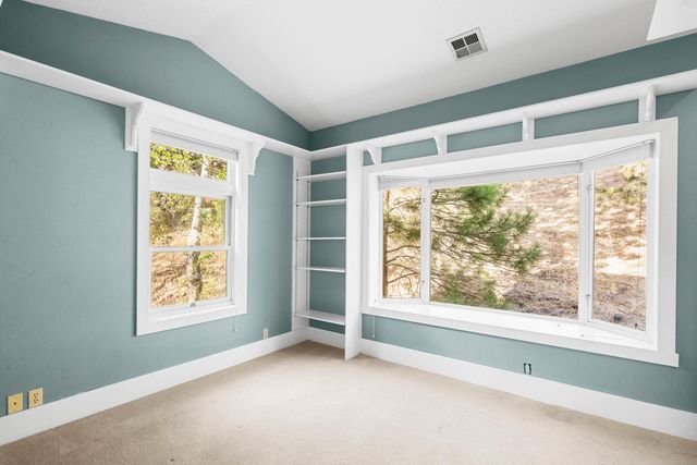 520 Glenview Drive, Ashland, OR 97520