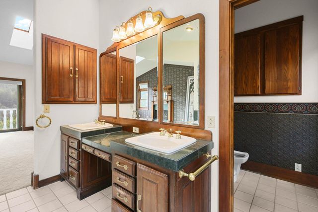 520 Glenview Drive, Ashland, OR 97520