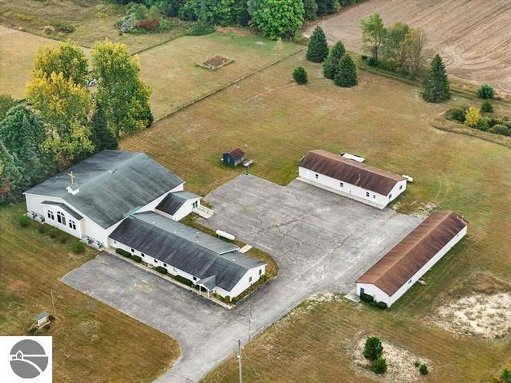 Image 33 of property listing at 1800 E M-55, Cadillac, MI 49601