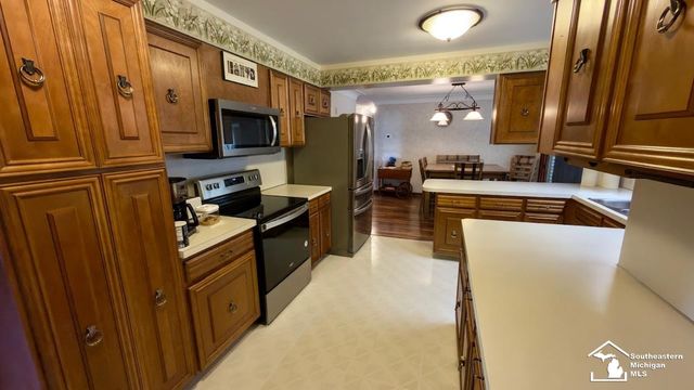 3783 Yargerville Road, La Salle, MI 48145