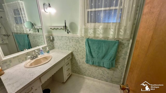 3783 Yargerville Road, La Salle, MI 48145