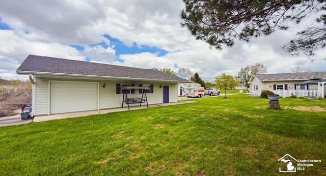 3783 Yargerville Road, La Salle, MI 48145