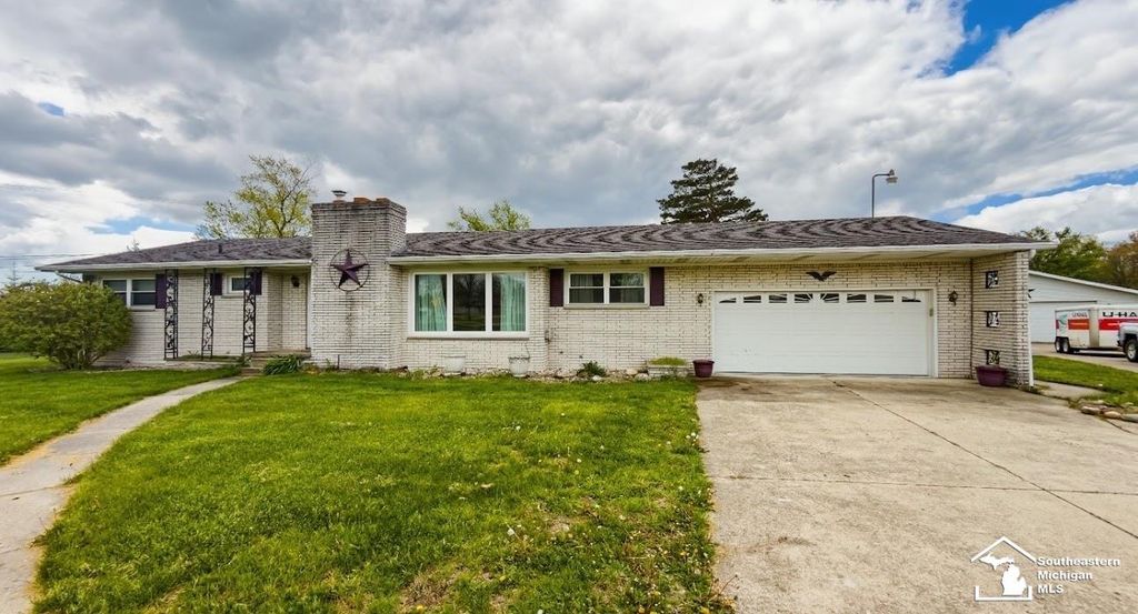 3783 Yargerville Road, La Salle, MI 48145