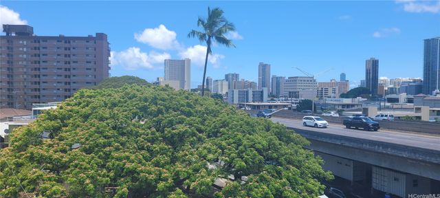 1402 Piikoi Street 502, Honolulu, HI 96822