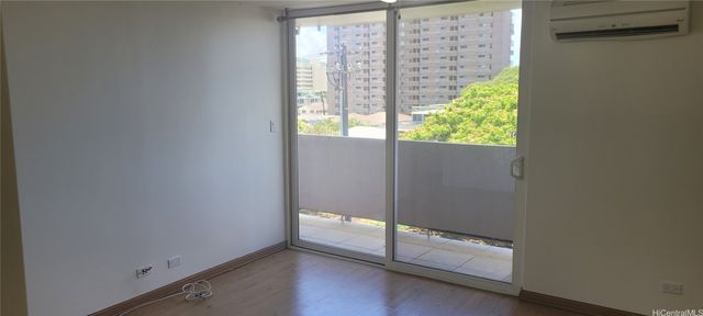 1402 Piikoi Street 502, Honolulu, HI 96822