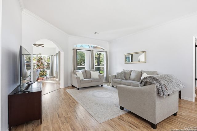 6438 Amber Oak, San Antonio, TX 78249