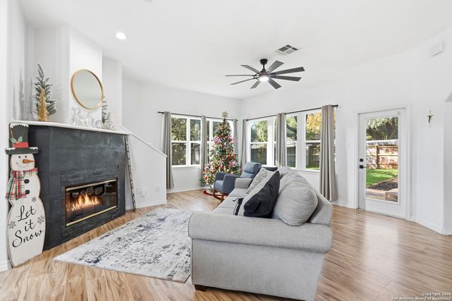 6438 Amber Oak, San Antonio, TX 78249