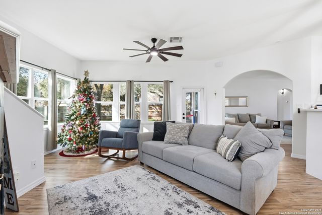 6438 Amber Oak, San Antonio, TX 78249