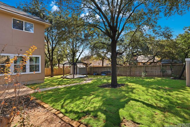 6438 Amber Oak, San Antonio, TX 78249