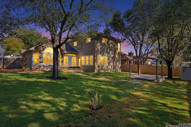 6438 Amber Oak, San Antonio, TX 78249