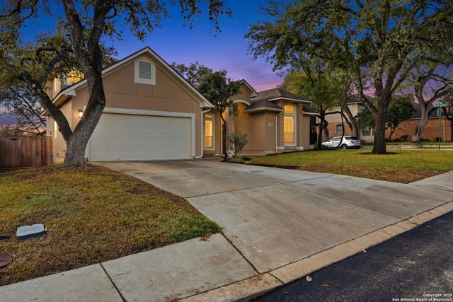 6438 Amber Oak, San Antonio, TX 78249