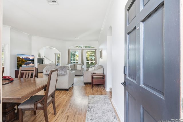 6438 Amber Oak, San Antonio, TX 78249