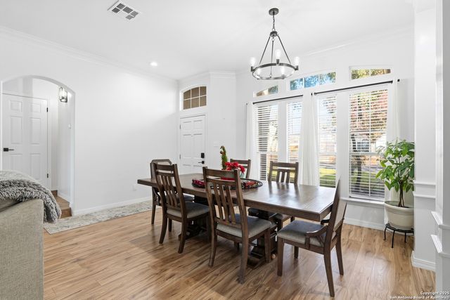 6438 Amber Oak, San Antonio, TX 78249