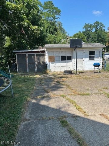 5 Water Street, Elyria, OH 44035