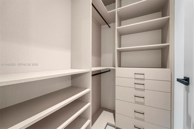 685 NE 81 St, Miami, FL 33138