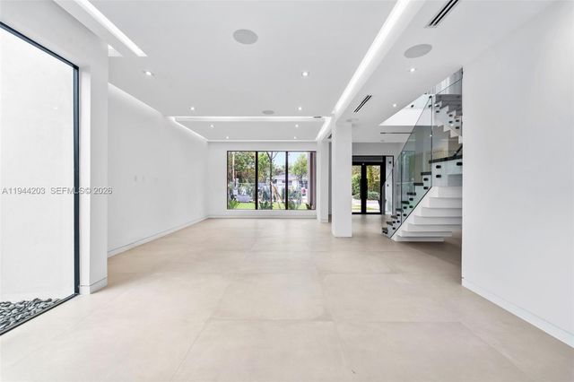 685 NE 81 St, Miami, FL 33138