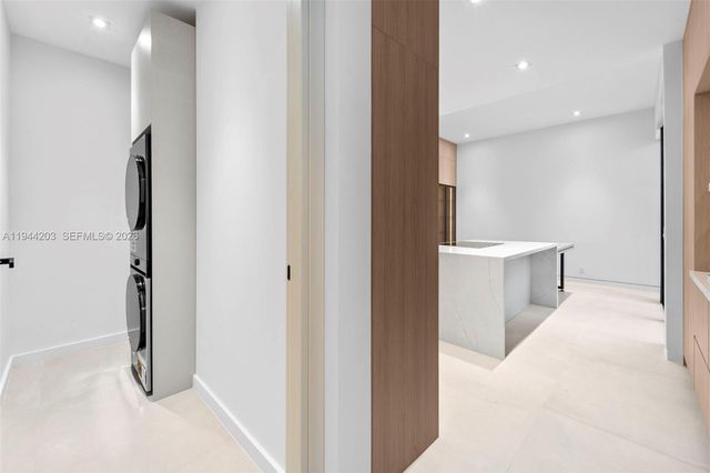 685 NE 81 St, Miami, FL 33138