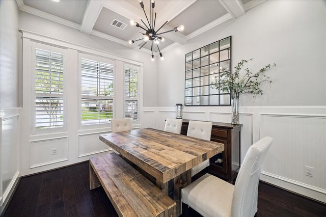 1211 Cheshire Lane, Houston, TX 77018