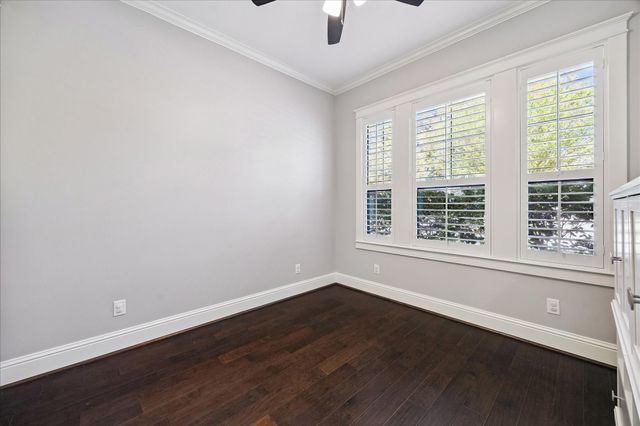 1211 Cheshire Lane, Houston, TX 77018