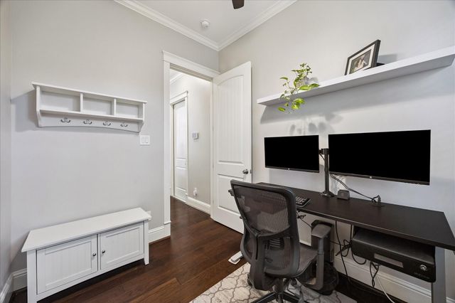 1211 Cheshire Lane, Houston, TX 77018