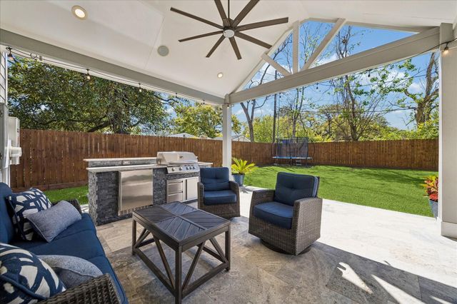 1211 Cheshire Lane, Houston, TX 77018