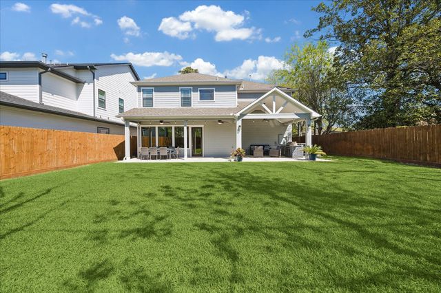 1211 Cheshire Lane, Houston, TX 77018