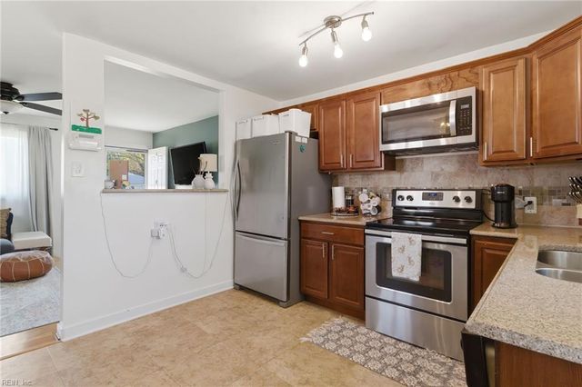 4 Gatling CT, Portsmouth, VA 23701