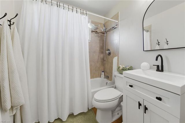 4 Gatling CT, Portsmouth, VA 23701