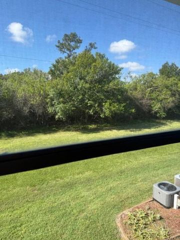 1219 S Lakes End Drive 2, Fort Pierce, FL 34982