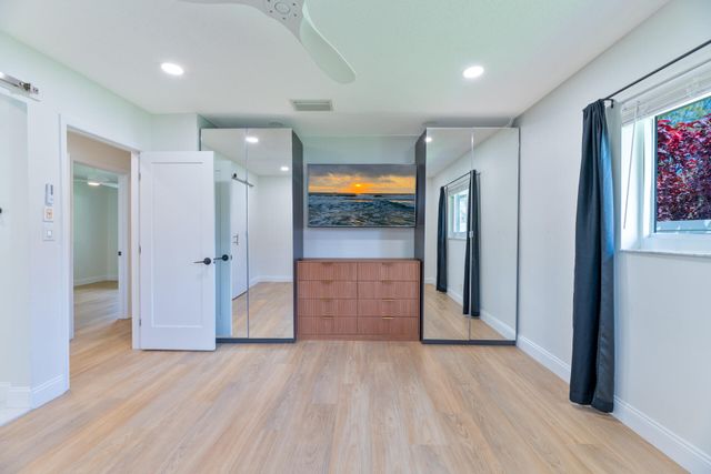 8099 Santa Fe Trail, Boca Raton, FL 33487