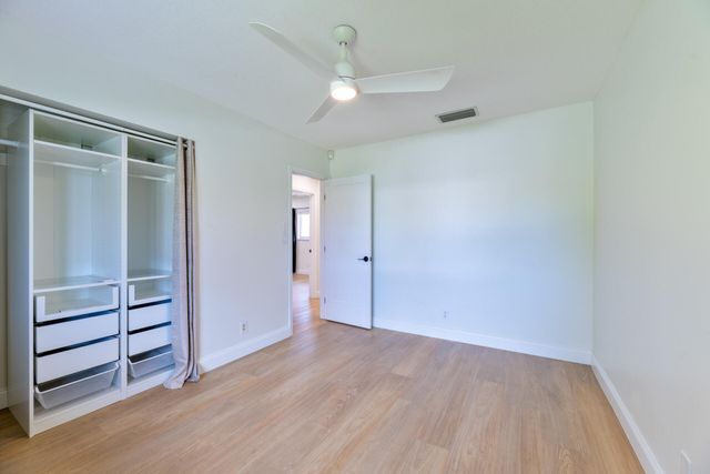 8099 Santa Fe Trail, Boca Raton, FL 33487