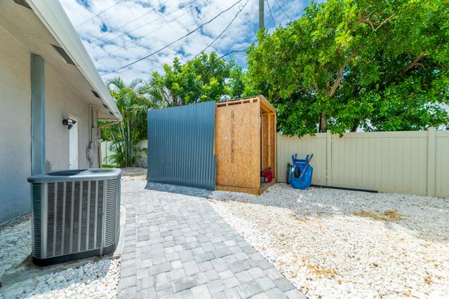 8099 Santa Fe Trail, Boca Raton, FL 33487