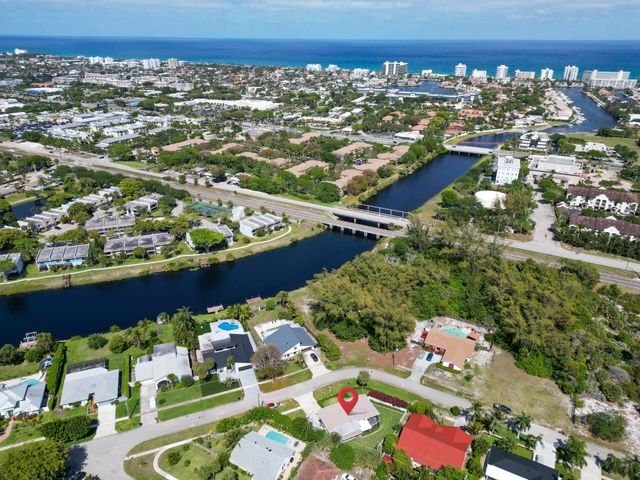 8099 Santa Fe Trail, Boca Raton, FL 33487