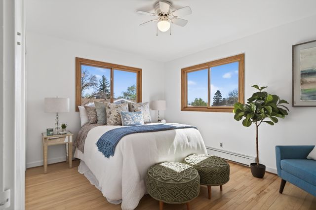 391 Manhattan Loop, Los Alamos, NM 87544