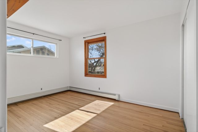 391 Manhattan Loop, Los Alamos, NM 87544