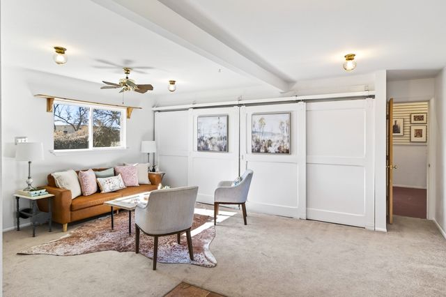 391 Manhattan Loop, Los Alamos, NM 87544