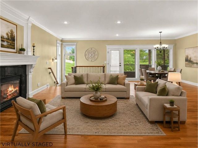 4701 Indigo Hills Drive, Blue Springs, MO 64015