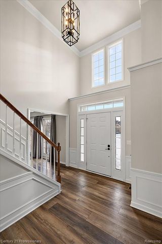 1412 Marina Pointe Boulevard, Lake Orion, MI 48362