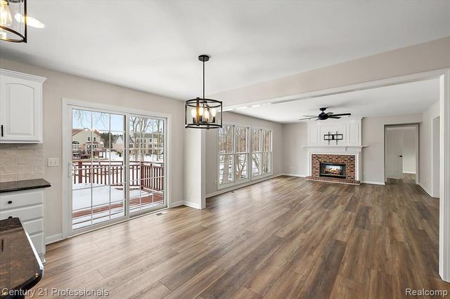 1412 Marina Pointe Boulevard, Lake Orion, MI 48362