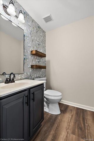 1412 Marina Pointe Boulevard, Lake Orion, MI 48362