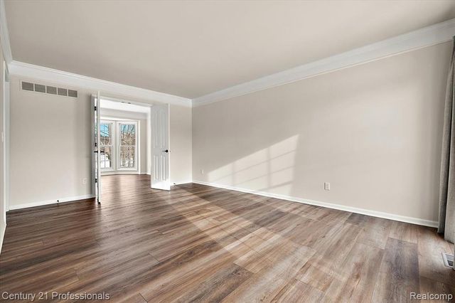 1412 Marina Pointe Boulevard, Lake Orion, MI 48362