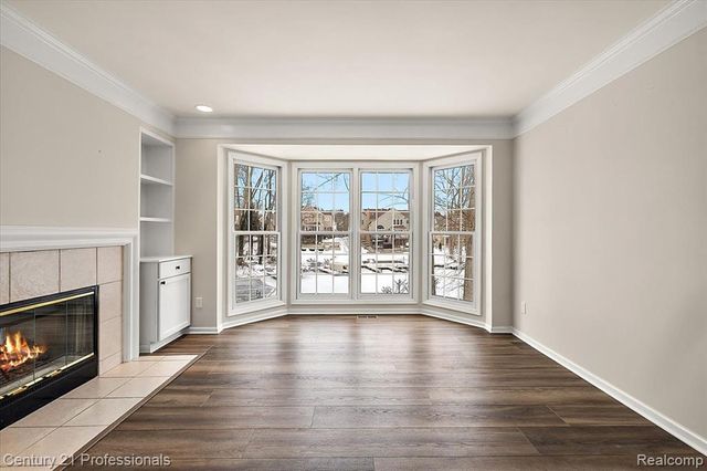 1412 Marina Pointe Boulevard, Lake Orion, MI 48362