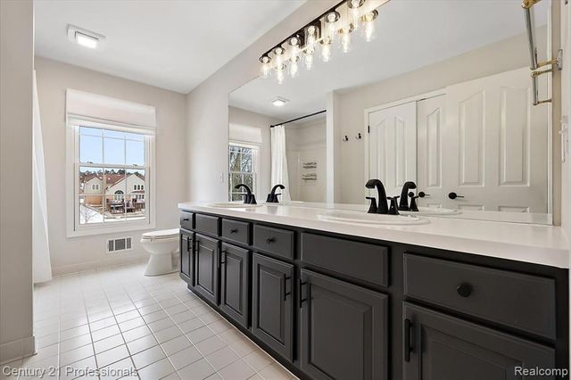 1412 Marina Pointe Boulevard, Lake Orion, MI 48362