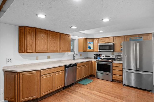 7565 Newbury Road, Bethel Twp, OH 45371