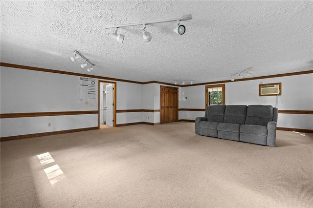 7565 Newbury Road, Bethel Twp, OH 45371