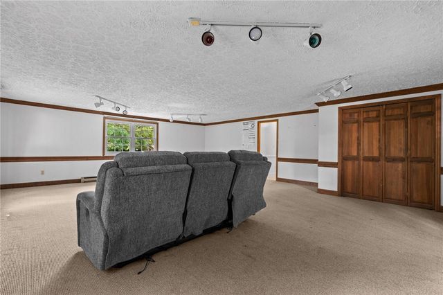 7565 Newbury Road, Bethel Twp, OH 45371